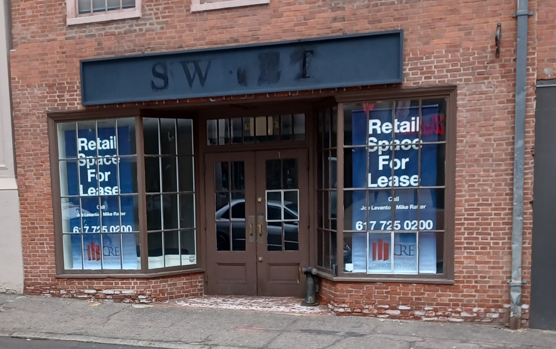 closed store